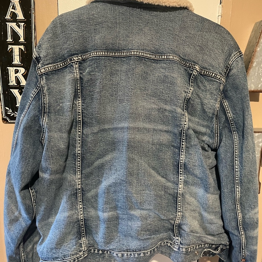 American Eagle Denim Sherpa Jacket - Picture 8 of 9